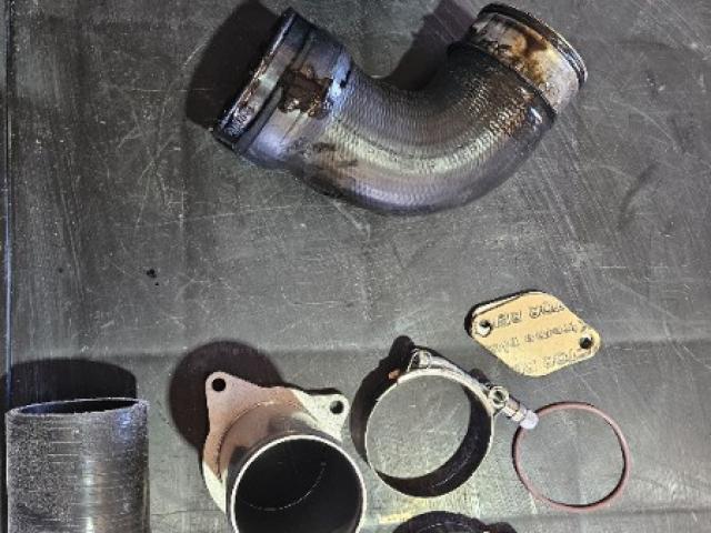 Instalation kit EGR Delete par votre préparateur LourencoMotorsport à Berre.